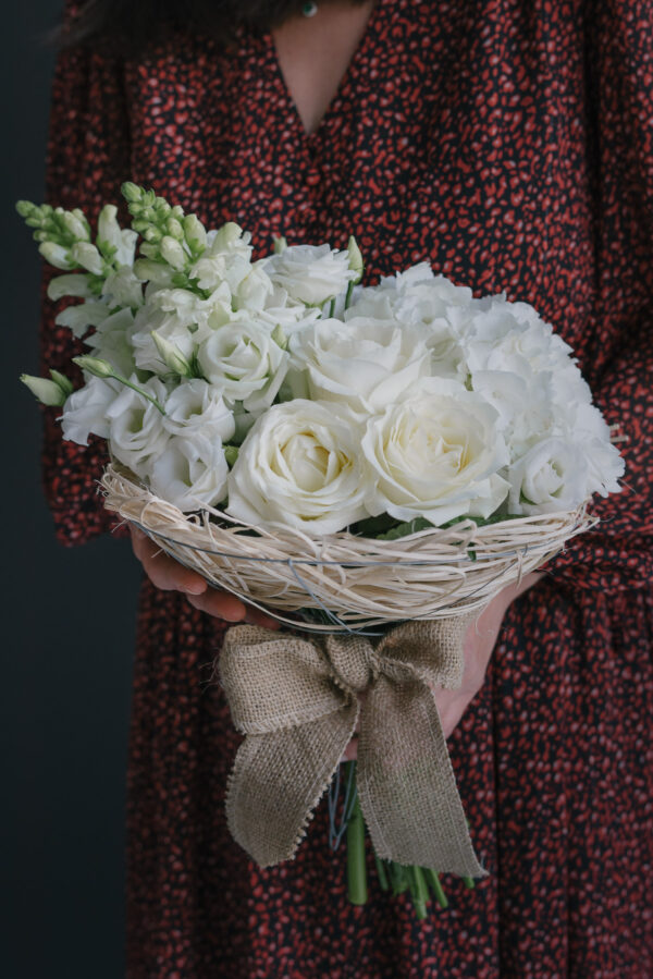 Buchet De Flori Jovial Alb