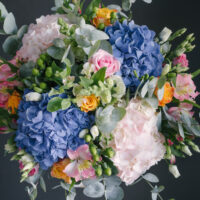 Buchet mare rotund cu hortensii albastre
