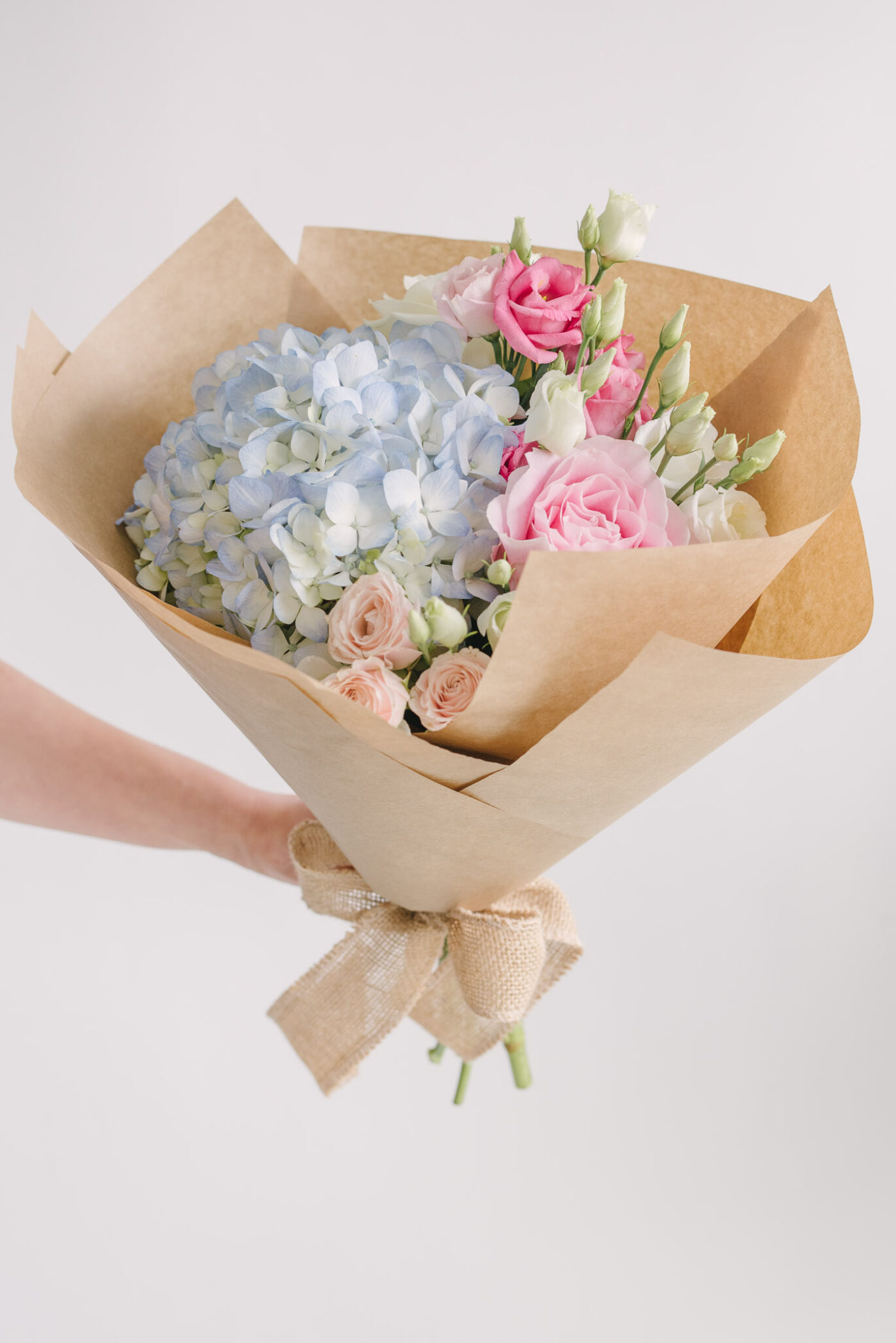 Buchet De Flori Ambalat In Hartie Craft