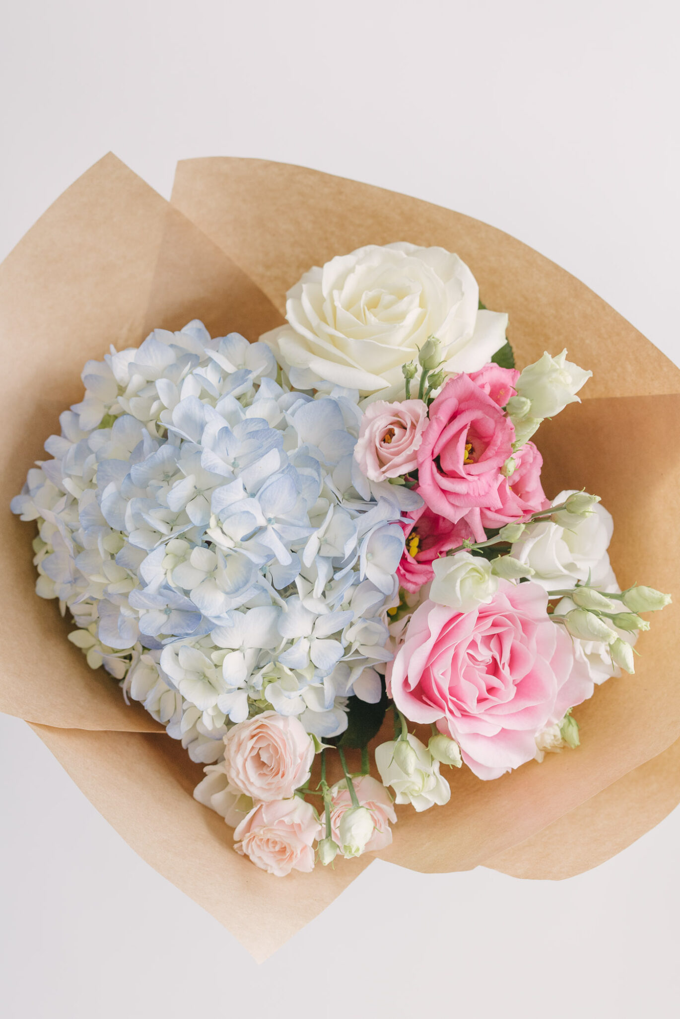 Buchet De Flori Ambalat In Hartie Craft
