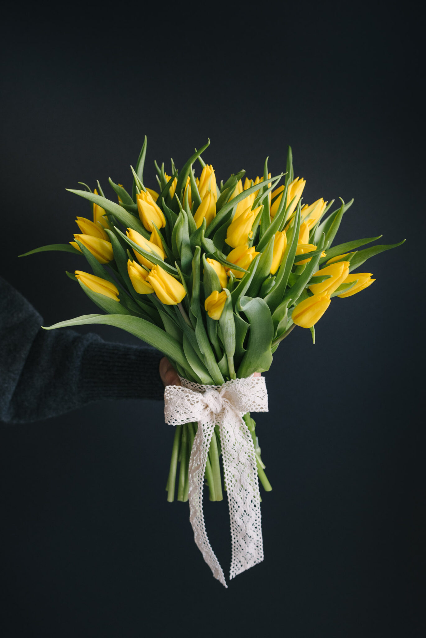 Buchet De Flori Din Lalele Galbene