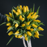 Buchet De Flori Din Lalele Galbene