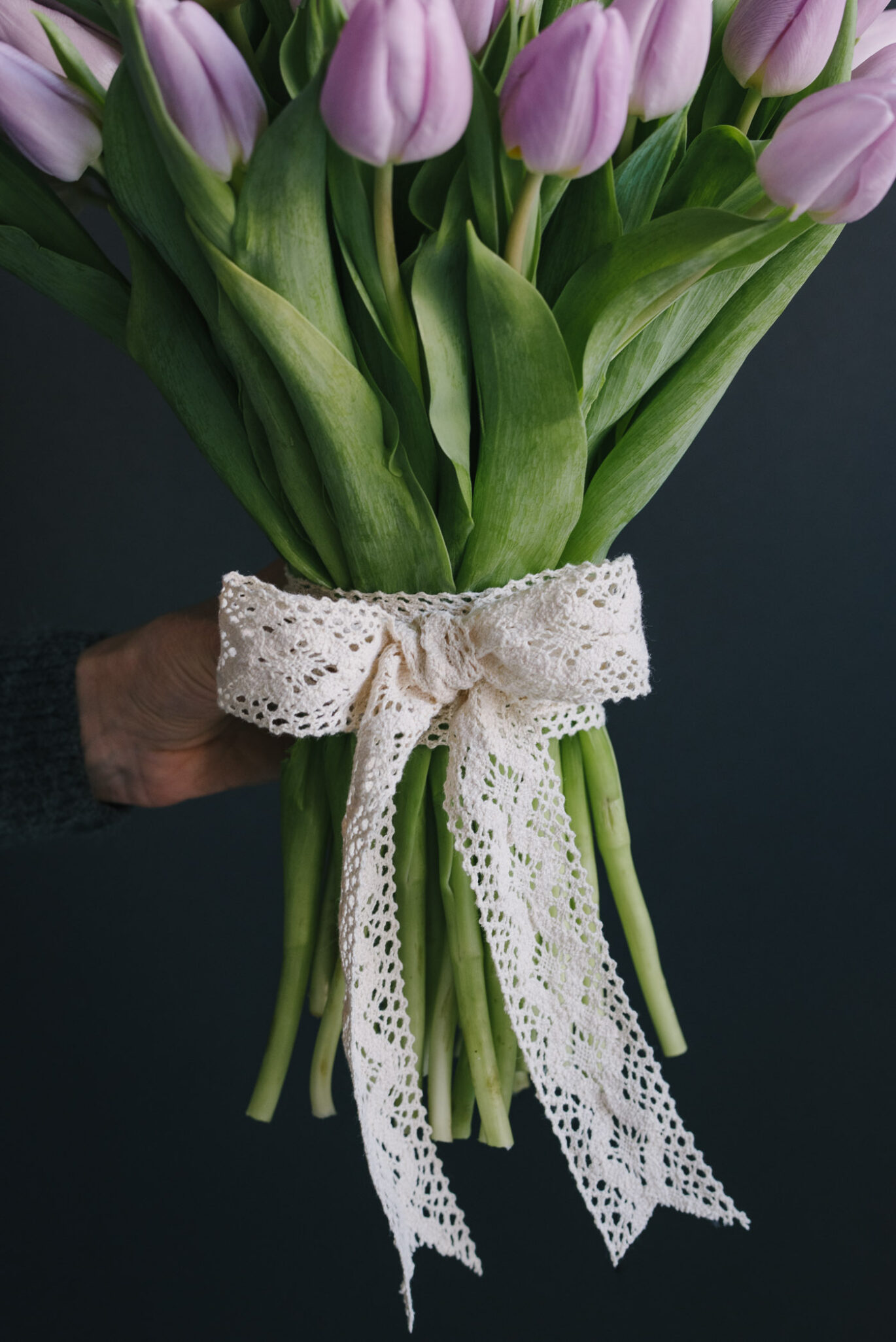 Buchet Din Lalele Mov Deschis