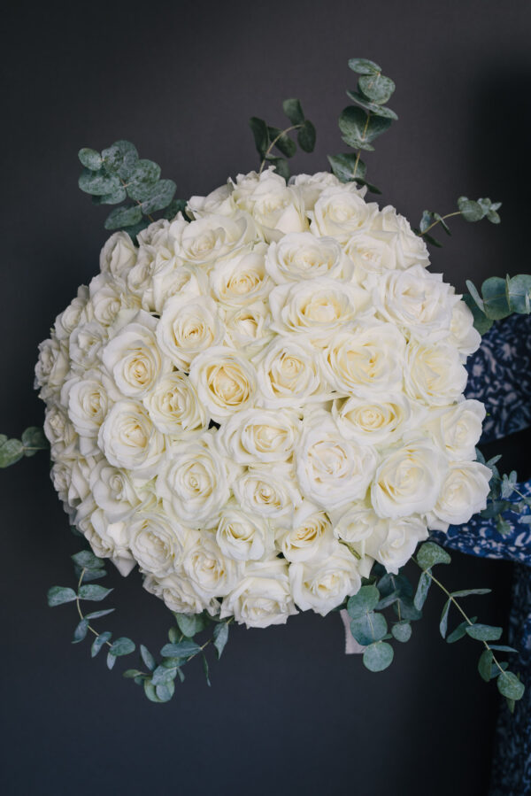 Buchet Cu 51 Trandafiri Albi