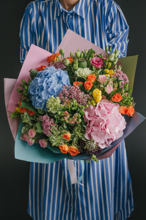 Buchet De Flori Shade Of Blue