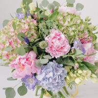 Buchet De Flori Cu Bujori, Hortensii, Papaver, Scabiosa
