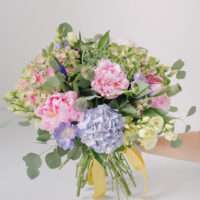 Buchet De Flori Cu Bujori, Hortensii, Papaver, Scabiosa