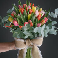 Buchet lalele colorate